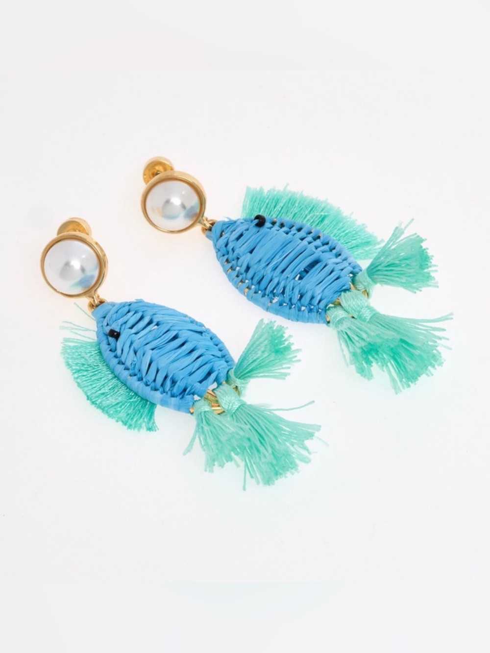 NWT ⚜️🐟⚜️ PIPER K Blue Rattan Fringed Fish Earrings